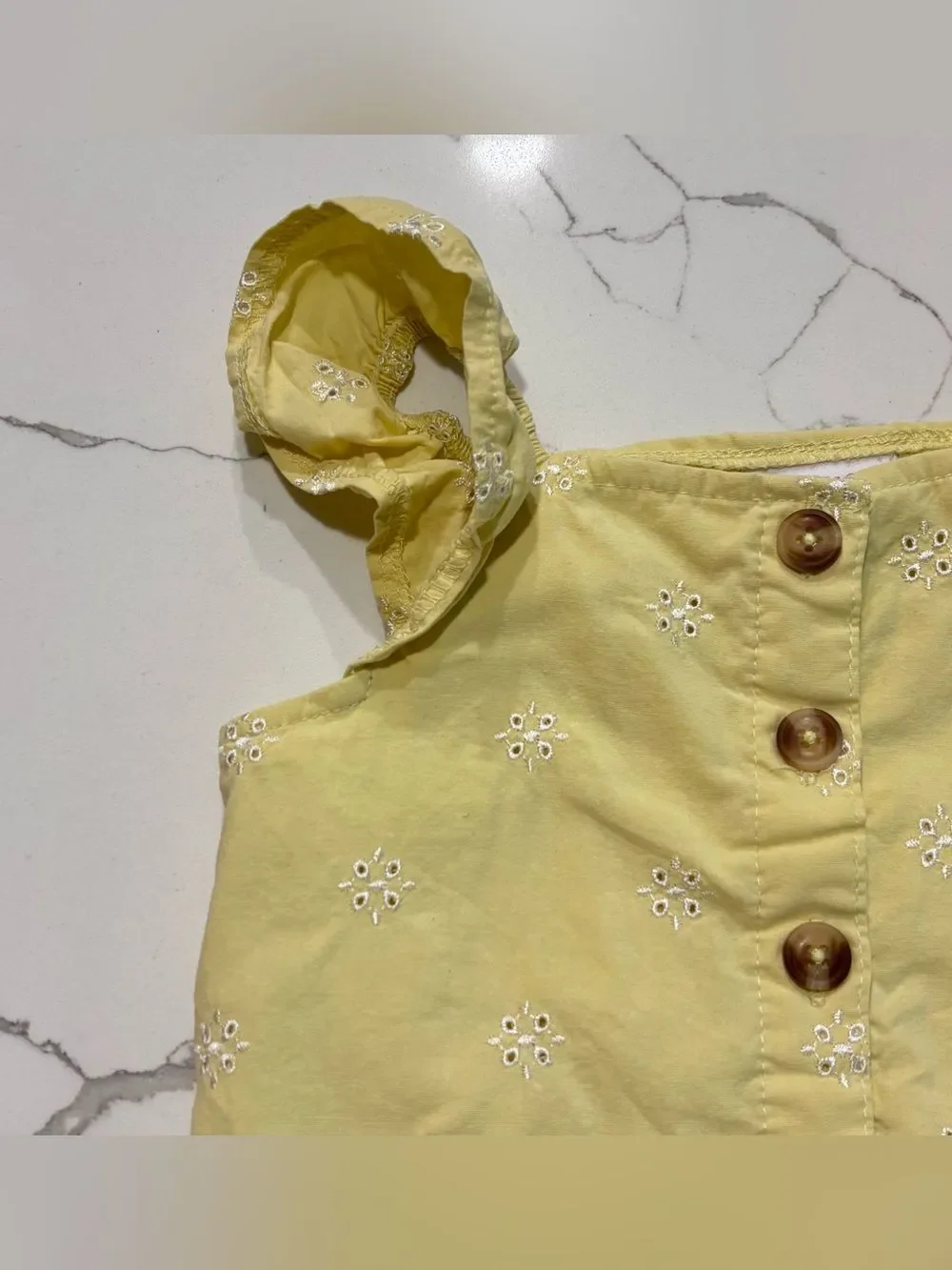 Little Lass Yellow Eyelet Ruffle Strap Sleeveless Wooden Button Down Tank Top 3T